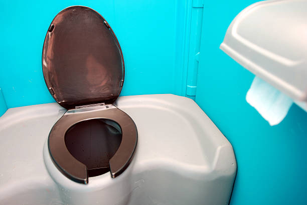 Portable bathroom rental in Riverwoods, IL